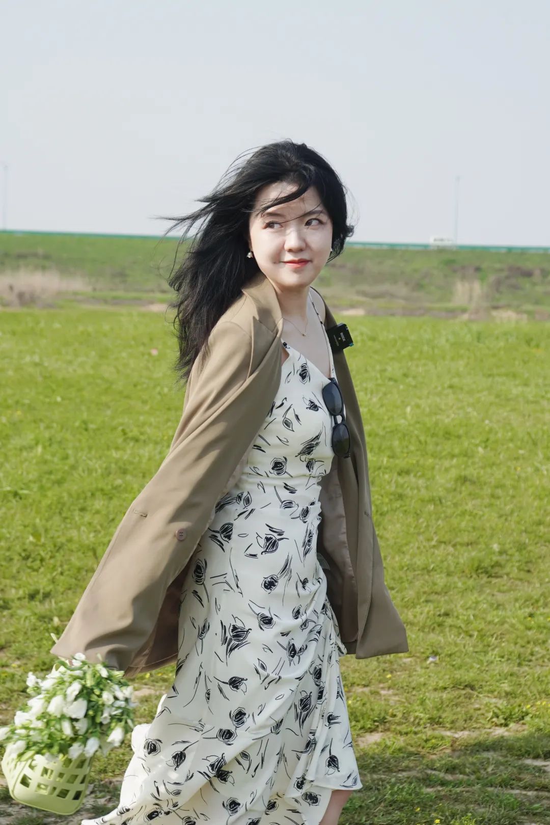 DƬ